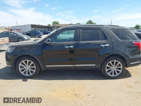 2018 Ford Explorer Limited z VIN 1FM5K7F84JGA70191, wystawiony jako IAAI lot #42665507 z przebiegiem 121 586 mil mil oraz . Historia ofert i sprzedaży dostępna na DreamBid. Obrazek 14.