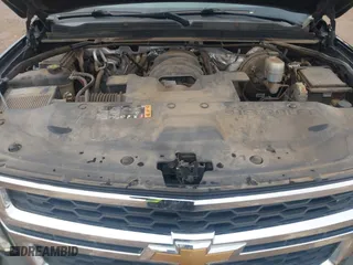 2018 Chevrolet Tahoe LT with VIN 1GNSKBKC0JR205134, listed as a IAAI auction lot 41023198 with 1 mi miles. Bid and sale history available at carsss.com. Image 10.