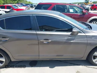 2013 Acura ILX Premium Pkg with VIN 19VDE1F55DE006393, listed as a IAAI auction lot 42001406 with 117,105 mi miles. Bid and sale history available at carsss.com. Image 13.