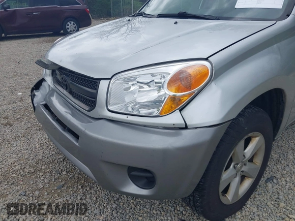 2005 Toyota RAV4 with VIN JTEGD20V750053467, listed as a IAAI auction lot 42127532 with 421,160 mi miles and . Bid and sale history available at DreamBid. Image 18.