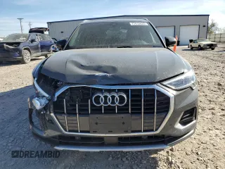 2019 Audi Q3 Premium Plus with VIN WA1BECF37K1082412, listed as a Copart auction lot 77412624 with 33,398 mi miles and Salvage Title. Bid and sale history available at carsss.com. Image 5.