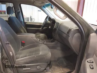2003 Ford Explorer XLT with VIN 1FMZU73E43ZB33450, listed as a IAAI auction lot 41044485 with 155,948 mi miles and . Bid and sale history available at DreamBid. Image 5.