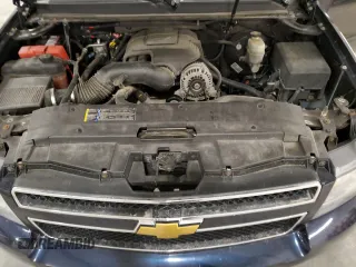 2007 Chevrolet Suburban LT with VIN 1GNFK16327J213622, listed as a Copart auction lot 49725665 with 174,854 mi miles and Salvage Title. Bid and sale history available at carsss.com. Image 12.
