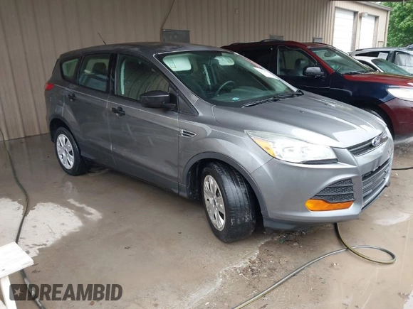 2014 Ford Escape S with VIN 1FMCU0F71EUC16148, listed as a IAAI auction lot 42025551 with 105,274 mi miles. Bid and sale history available at carsss.com. Image 1.