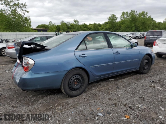 2004 Toyota Camry LE z VIN 4T1BE30K94U892207, wystawiony jako Copart lot #58406245 z przebiegiem 318 751 mil mil oraz Czysty tytuł • Clean title. Historia ofert i sprzedaży dostępna na DreamBid. Obrazek 3.