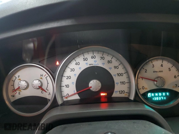 2007 Dodge Dakota SLT with VIN 1D7HW48P37S221039, listed as a Copart auction lot 48104975 with 138,371 mi miles and Salvage Title. Bid and sale history available at carsss.com. Image 9.