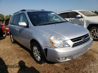 2007 Kia Sedona EX with VIN KNDMB233276174639, listed as a Copart auction lot 70691984 with 122,934 mi miles and Salvage Title. Bid and sale history available at carsss.com. Image 4.
