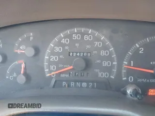 1997 Ford F-150 XL with VIN 1FTEX18LXVKB64986, listed as a IAAI auction lot 41901924 with 224,288 mi miles. Bid and sale history available at carsss.com. Image 7.