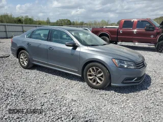 2016 Volkswagen Passat S with VIN 1VWAS7A39GC046397, listed as a Copart auction lot 51250935 with 147,657 mi miles and Salvage title. Bid and sale history available at DreamBid. Image 4.