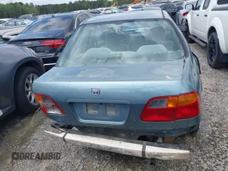 2000 Honda Civic VP with VIN 2HGEJ6614YH581615, listed as a IAAI auction lot 41902740 with 236,478 mi miles. Bid and sale history available at carsss.com. Image 16.