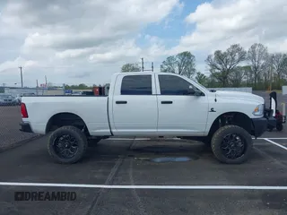 2017 Ram 2500 Tradesman with VIN 3C6UR5CL7HG780846, listed as a IAAI auction lot 41868052 with 103,809 mi miles and . Bid and sale history available at DreamBid. Image 13.
