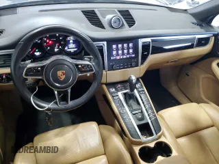2017 Porsche Macan z VIN WP1AA2A51HLB82825, wystawiony jako Copart lot #60628705 z przebiegiem 98 499 mil mil oraz Szkoda całkowita • Salvage title. Historia ofert i sprzedaży dostępna na DreamBid. Obrazek 8.