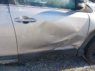 2018 Toyota RAV4 XLE with VIN 2T3RFREV1JW788525, listed as a IAAI auction lot 41793478 with 66,603 mi miles. Bid and sale history available at carsss.com. Image 6.