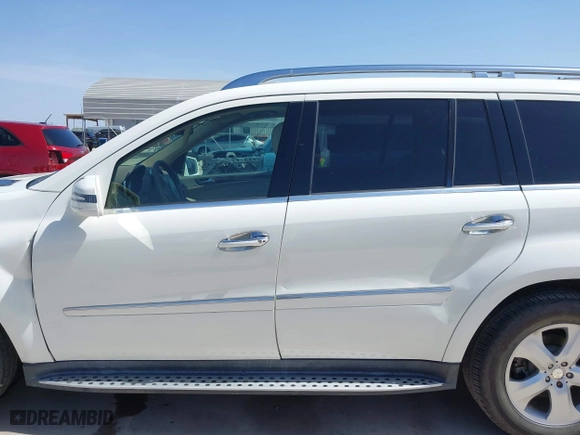 2011 Mercedes-Benz GL-Class GL 450 with VIN 4JGBF7BE7BA758192, listed as a IAAI auction lot 41815909 with 168,823 mi miles. Bid and sale history available at carsss.com. Image 14.