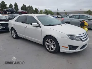 2012 Ford Fusion SE z VIN 3FAHP0HA1CR213951, wystawiony jako IAAI lot #42046104 z przebiegiem 163 511 mil mil oraz . Historia ofert i sprzedaży dostępna na DreamBid. Obrazek 1.