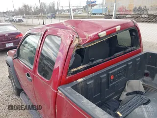 2004 Chevrolet Colorado LS Z71 with VIN 1GCDT196648208008, listed as a IAAI auction lot 41378024 with 235,799 mi miles. Bid and sale history available at carsss.com. Image 6.