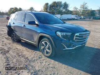 2020 GMC Terrain SLT with VIN 3GKALVEV7LL224486, listed as a IAAI auction lot 41503045 with 70,487 mi miles. Bid and sale history available at carsss.com. Image 1.