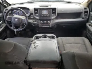 2019 Ram 2500 Tradesman z VIN 3C6UR5CJ6KG633486, wystawiony jako Copart lot #47459835 z przebiegiem 123 704 mil mil oraz Szkoda całkowita • Salvage title. Historia ofert i sprzedaży dostępna na DreamBid. Obrazek 8.