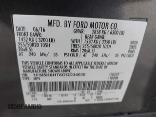 2016 Ford Explorer Platinum z VIN 1FM5K8HT8GGD34030, wystawiony jako IAAI lot #42134884 z przebiegiem 108 723 mil mil oraz . Historia ofert i sprzedaży dostępna na DreamBid. Obrazek 9.