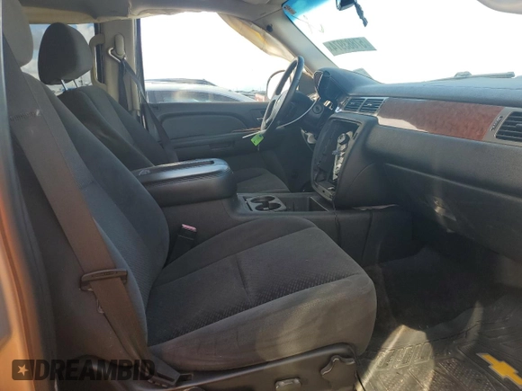 2008 Chevrolet Tahoe 1LT with VIN 1GNFC13J38R243571, listed as a Copart auction lot 62950294 with 199,698 mi miles and Salvage title. Bid and sale history available at DreamBid. Image 7.