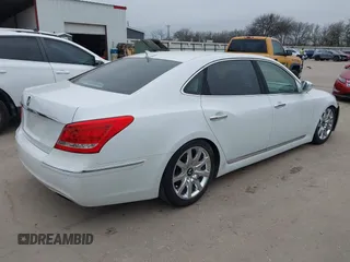 2013 Hyundai Equus Signature with VIN KMHGH4JH1DU063881, listed as a IAAI auction lot 41607502 with 96,123 mi miles and . Bid and sale history available at DreamBid. Image 4.