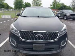 2018 Kia Sorento LX z VIN 5XYPG4A37JG412910, wystawiony jako IAAI lot #42466741 z przebiegiem 170 131 mil mil oraz . Historia ofert i sprzedaży dostępna na DreamBid. Obrazek 12.