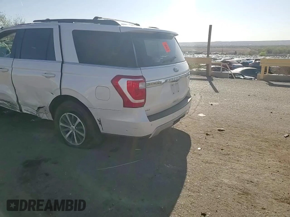 2018 Ford Expedition XLT with VIN 1FMJU1JT5JEA39237, listed as a Copart auction lot 52947615 with 113,676 mi miles and Salvage title. Bid and sale history available at DreamBid. Image 11.