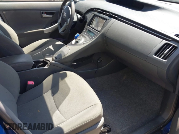 2011 Toyota Prius I with VIN JTDKN3DU5B5343613, listed as a IAAI auction lot 42008657 with 137,578 mi miles. Bid and sale history available at carsss.com. Image 5.