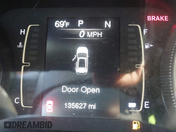 2018 Jeep Cherokee Latitude with VIN 1C4PJLCB3JD552189, listed as a IAAI auction lot 42350120 with 135,627 mi miles and . Bid and sale history available at DreamBid. Image 15.