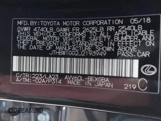 2018 Lexus ES with VIN JTHBW1GG2J2193949, listed as a IAAI auction lot 41772763 with 190,015 mi miles. Bid and sale history available at carsss.com. Image 9.