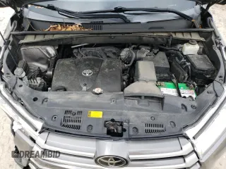 2019 Toyota Highlander SE with VIN 5TDJZRFH8KS932717, listed as a Copart auction lot 57224345 with 76,356 mi miles and Salvage title. Bid and sale history available at DreamBid. Image 12.
