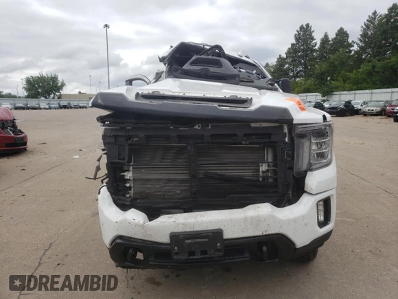 2022 GMC Sierra 3500HD AT4 z VIN 1GT49VEY3NF230736, wystawiony jako Copart lot #65454534 z przebiegiem Nie podano mil oraz Nie do naprawy • Non repairable. Historia ofert i sprzedaży dostępna na DreamBid. Obrazek 5.
