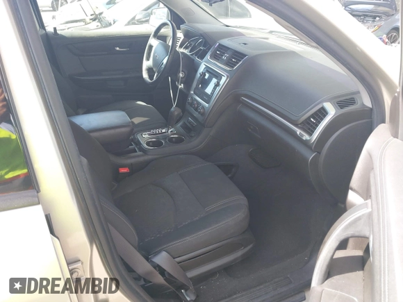 2014 GMC Acadia SLE with VIN 1GKKRNED5EJ290801, listed as a IAAI auction lot 41697380 with Not Provided miles and . Bid and sale history available at carsss.com. Image 5.