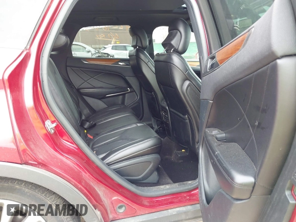2017 Lincoln MKC Reserve with VIN 5LMCJ3D94HUL50555, listed as a IAAI auction lot 42296803 with 127,009 mi miles and . Bid and sale history available at DreamBid. Image 8.
