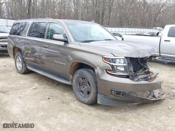 2015 Chevrolet Suburban LT with VIN 1GNSCJKC6FR675585, listed as a IAAI auction lot 41510570 with 156,818 mi miles. Bid and sale history available at carsss.com. Image 1.