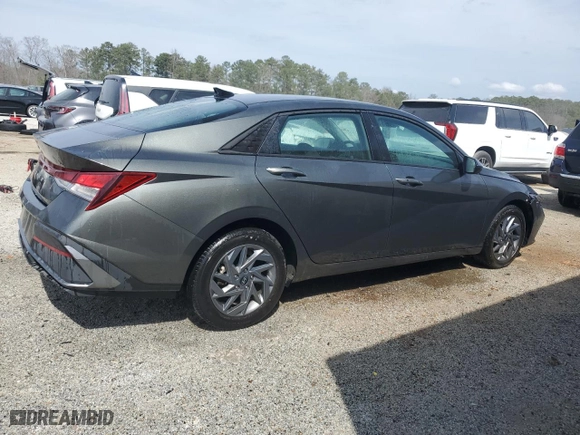 2024 Hyundai Elantra SEL with VIN KMHLM4DG1RU656662, listed as a Copart auction lot 49054845 with 38,567 mi miles and Clean Title. Bid and sale history available at carsss.com. Image 3.