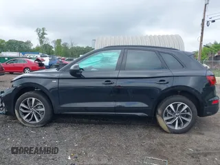 2024 Audi Q5 S line Premium with VIN WA1GAAFY9R2108000, listed as a IAAI auction lot 42275990 with 9,392 mi miles and . Bid and sale history available at DreamBid. Image 14.