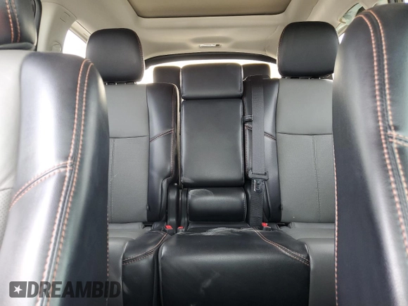 2020 Nissan Pathfinder SL z VIN 5N1DR2CM2LC598656, wystawiony jako Copart lot #50463385 z przebiegiem 78 764 mil mil oraz Szkoda całkowita • Salvage title. Historia ofert i sprzedaży dostępna na DreamBid. Obrazek 10.