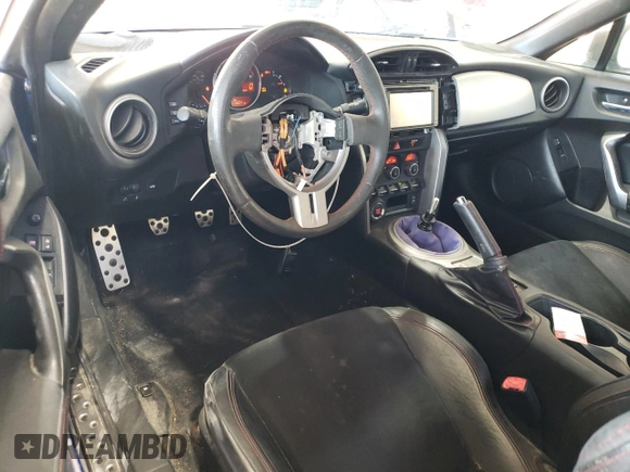 2013 Subaru BRZ Limited с VIN JF1ZCAC1XD1604279, выставлен на аукционе Copart как лот 49251835 с пробегом 113 304 миль миль и Списание • Salvage title. История ставок и продаж доступна на DreamBid. Изображение 8.