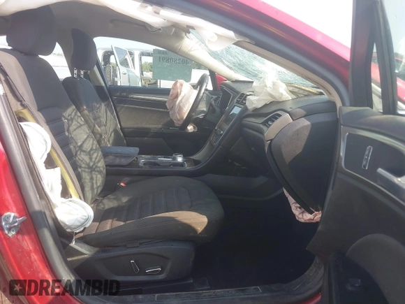 2017 Ford Fusion SE with VIN 3FA6P0HD7HR273404, listed as a IAAI auction lot 40993032 with 102,509 mi miles. Bid and sale history available at carsss.com. Image 5.