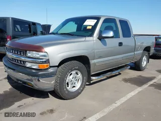 2000 Chevrolet Silverado 1500 LS with VIN 2GCEK19T0Y1205109, listed as a IAAI auction lot 41999548 with 159,571 mi miles. Bid and sale history available at carsss.com. Image 17.