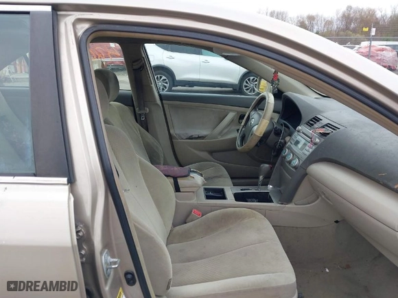 2007 Toyota Camry CE with VIN 4T1BE46K07U700447, listed as a IAAI auction lot 42085195 with 254,770 mi miles. Bid and sale history available at carsss.com. Image 5.