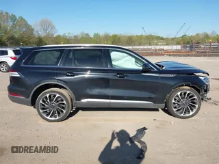 2022 Lincoln Aviator Reserve with VIN 5LM5J7XC1NGL08524, listed as a IAAI auction lot 42044037 with Not provided miles and . Bid and sale history available at DreamBid. Image 12.