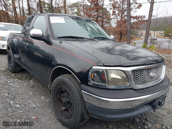 2000 Ford F-150 Work Series with VIN 1FTRX07W7YKA28407, listed as a IAAI auction lot 41551494 with 1 mi miles. Bid and sale history available at carsss.com. Image 1.