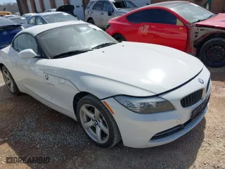 2011 BMW Z4 sDrive30i with VIN WBALM5C55BE380154, listed as a IAAI auction lot 41815724 with 118,062 mi miles. Bid and sale history available at carsss.com. Image 1.