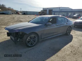 2021 BMW 7 Series 740i xDrive z VIN WBA7T4C01MCE94317, wystawiony jako Copart lot #48347585 z przebiegiem Nie podano mil oraz Szkoda całkowita • Salvage title. Historia ofert i sprzedaży dostępna na DreamBid. Obrazek 1.