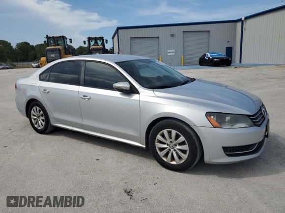 2012 Volkswagen Passat S with VIN 1VWAP7A37CC033613, listed as a Copart auction lot 63634505 with 398,735 mi miles and Salvage title. Bid and sale history available at DreamBid. Image 4.