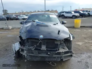 2011 BMW M3 with VIN WBSKG9C53BE796967, listed as a IAAI auction lot 40509145 with 195,085 mi miles. Bid and sale history available at carsss.com. Image 13.