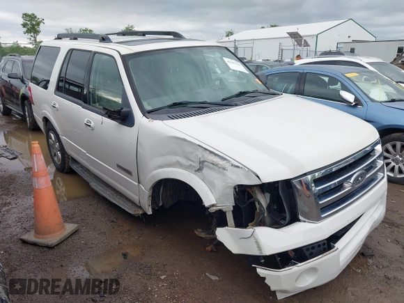2008 Ford Expedition SSV with VIN 1FMFU15518LA78950, listed as a IAAI auction lot 42307155 with 224,243 mi miles and . Bid and sale history available at DreamBid. Image 1.