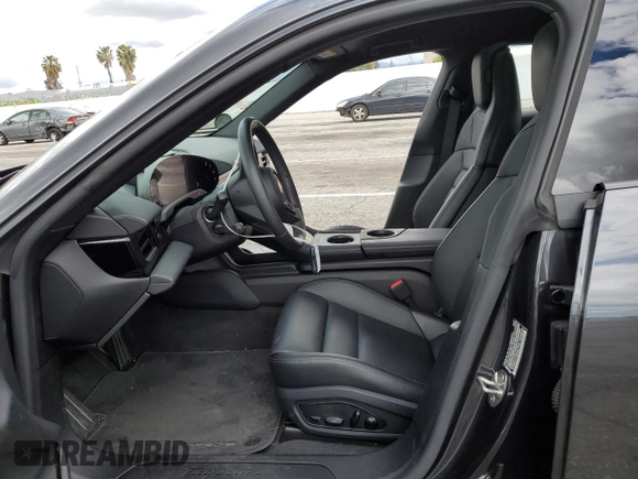 2022 Porsche Taycan 4 with VIN WP0BA2Y15NSA67206, listed as a Copart auction lot 45561263 with 10,134 mi miles and . Bid and sale history available at DreamBid. Image 7.